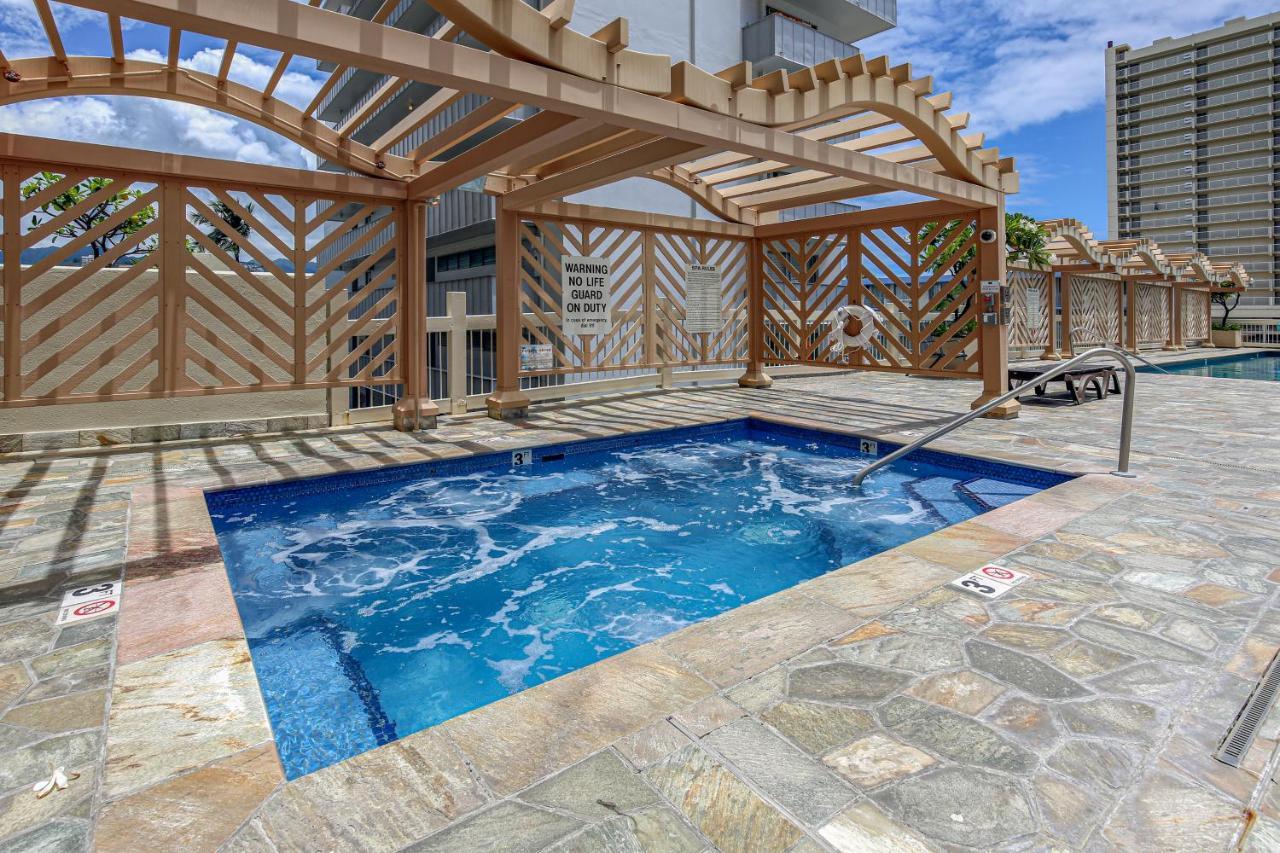 Beautifully Upgraded Studio Close To Waikiki Beach Daire Honolulu Dış mekan fotoğraf